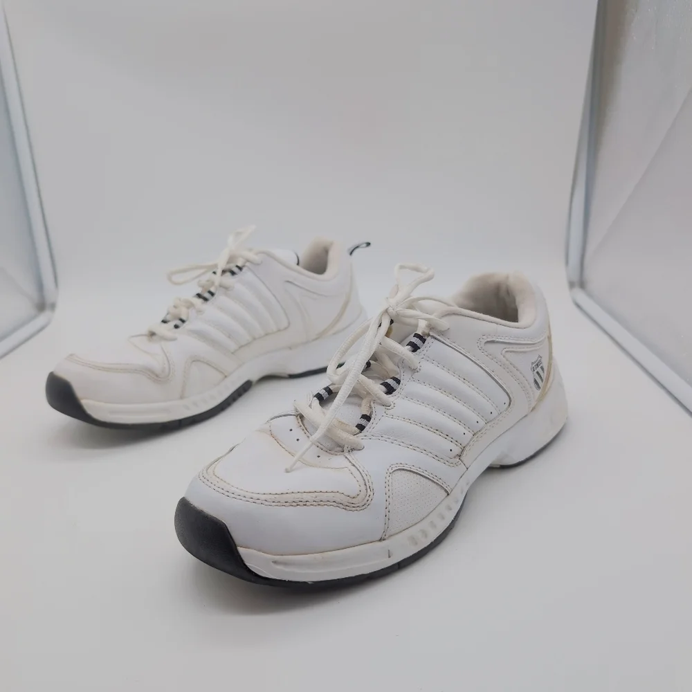 K Swiss Sz 10 02476125 LOW White Men's Athletic Sneakers